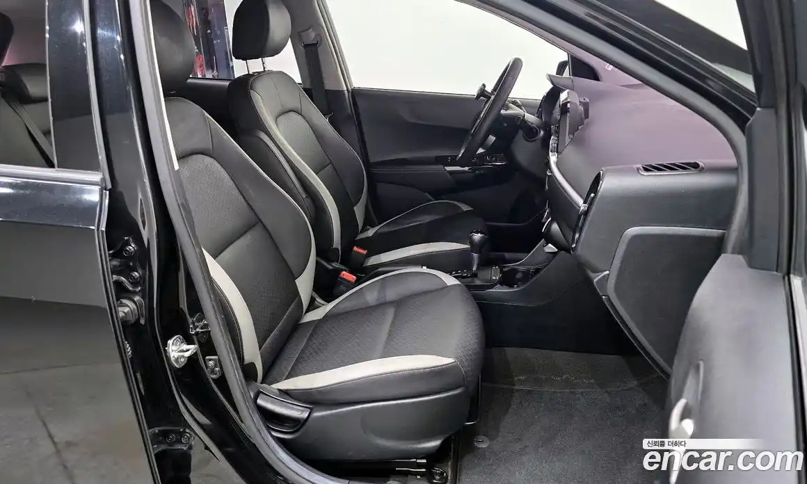 Kia Morning 2017 1.0 Автомат в Москве № 133688, фото 12