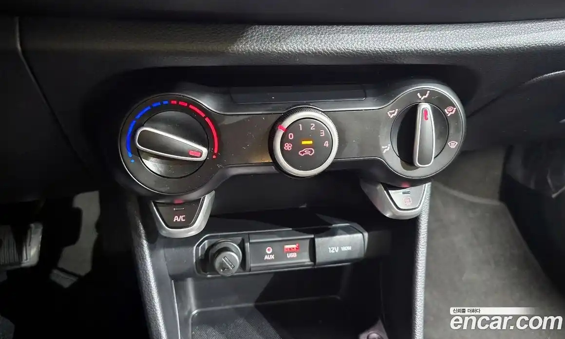 Kia Morning 2017 1.0 Автомат в Москве № 133688, фото 18