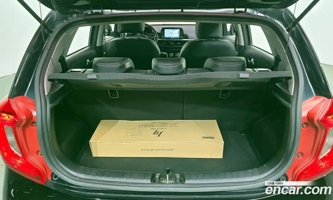 Kia Morning 2017 1.0 Автомат в Москве № 133688, фото 20