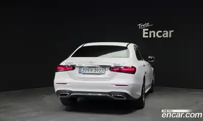 Mercedes-Benz E-Class 2021 1.9 Автомат в Москве № 134860, миниатюра 6