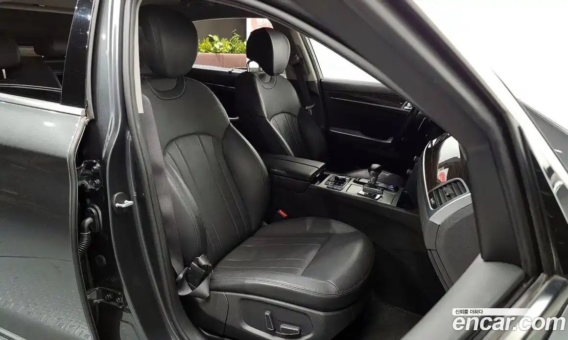 Genesis G80 2019 3.3 Автомат в Москве № 136096, фото 10