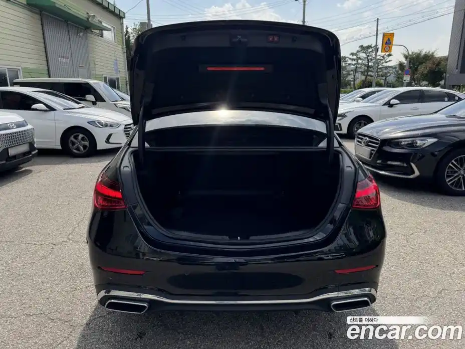 Mercedes-Benz C-Class 2023 2.0 Автомат в Москве № 136698, фото 16