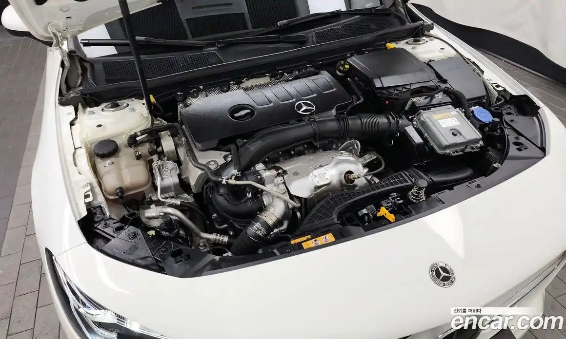 Mercedes-Benz CLA-Class 2022 2.0 Автомат в Москве № 137274, фото 6