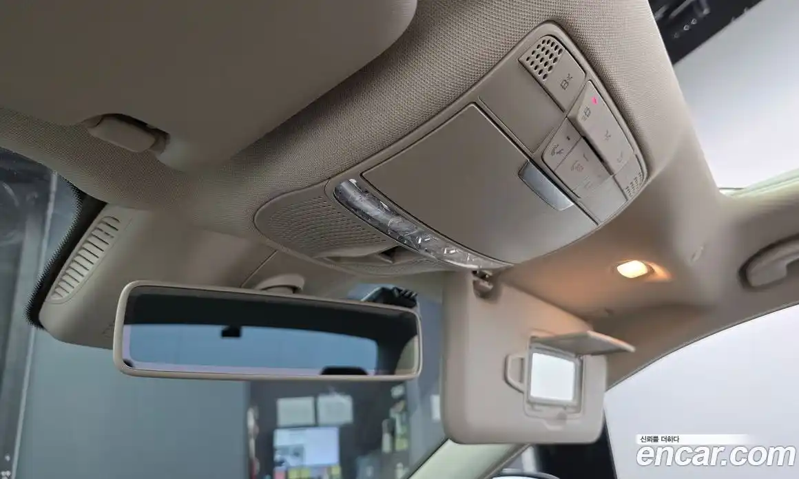 Mercedes-Benz E-Class 2018 2.0 Автомат в Москве № 140043, фото 17