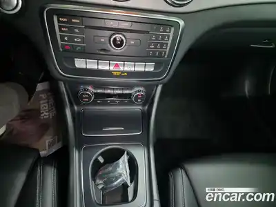 Mercedes-Benz CLA-Class 2018 2.0 Автомат в Москве № 141954, миниатюра 10