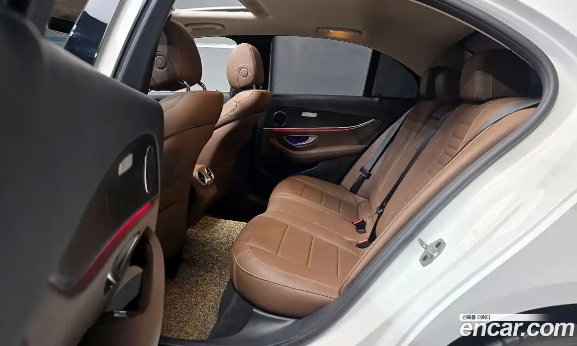 Mercedes-Benz E-Class 2019 1.9 Автомат в Москве № 143239, фото 19