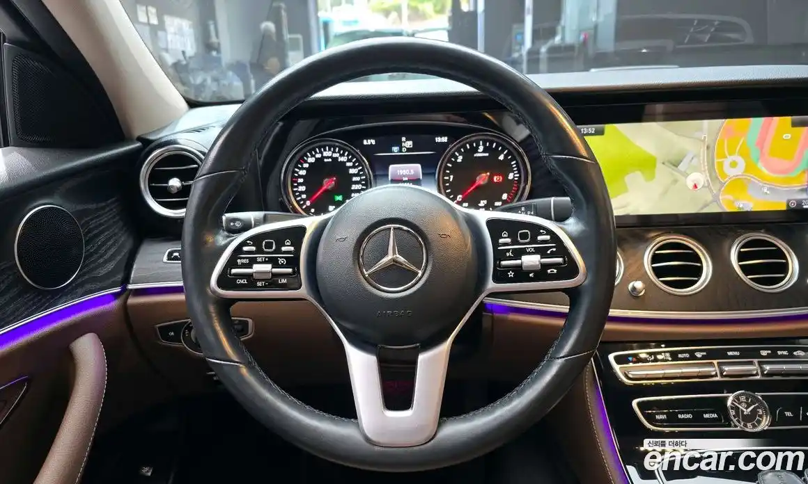 Mercedes-Benz E-Class 2019 1.9 Автомат в Москве № 143239, фото 7
