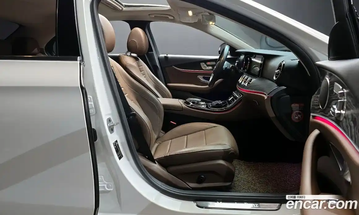 Mercedes-Benz E-Class 2019 1.9 Автомат в Москве № 143239, фото 9