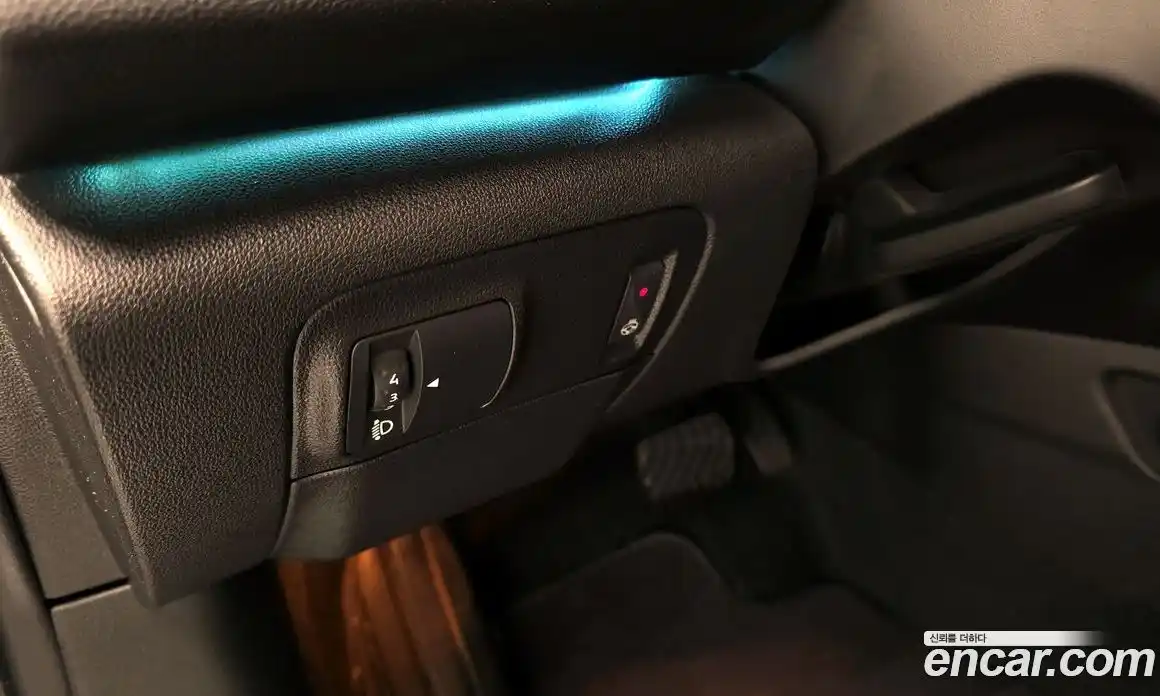 Renault SM6 2024 1.3 Автомат в Москве № 144487, фото 18