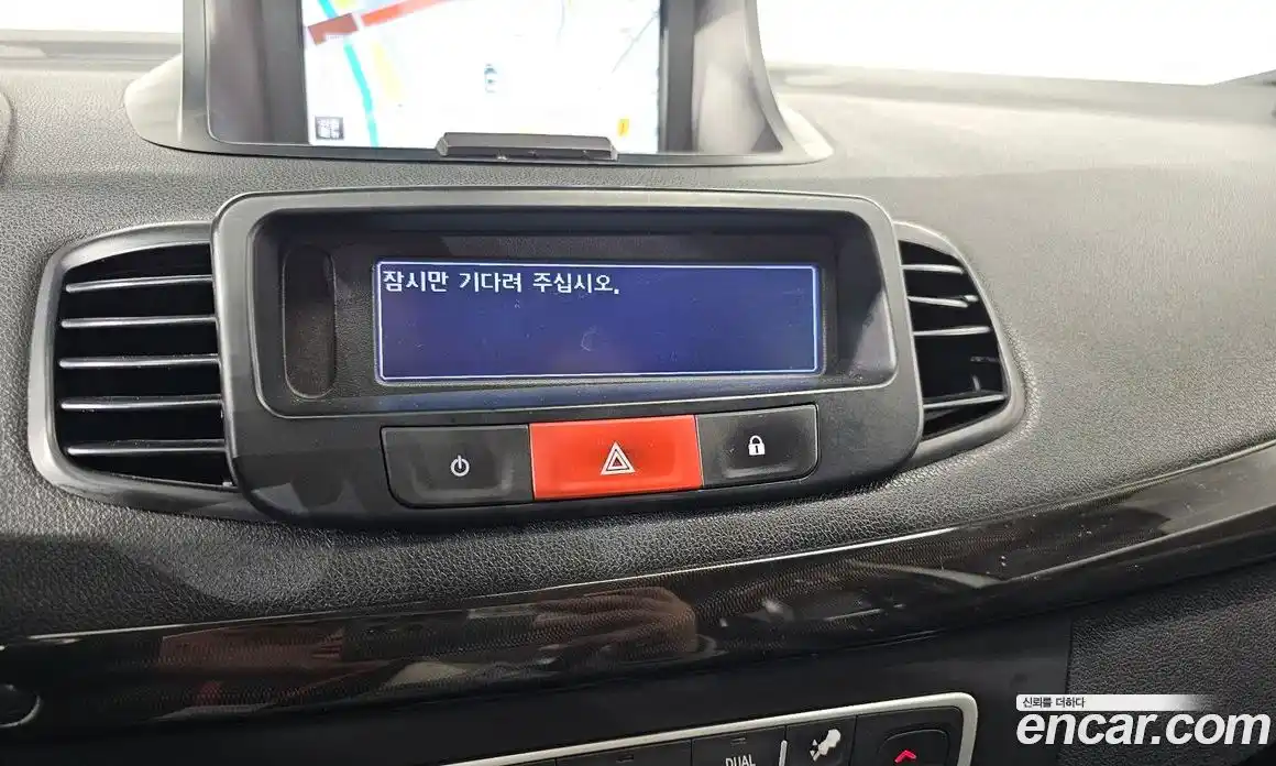 Renault SM3 2014 1.6 Автомат в Москве № 148547, фото 15