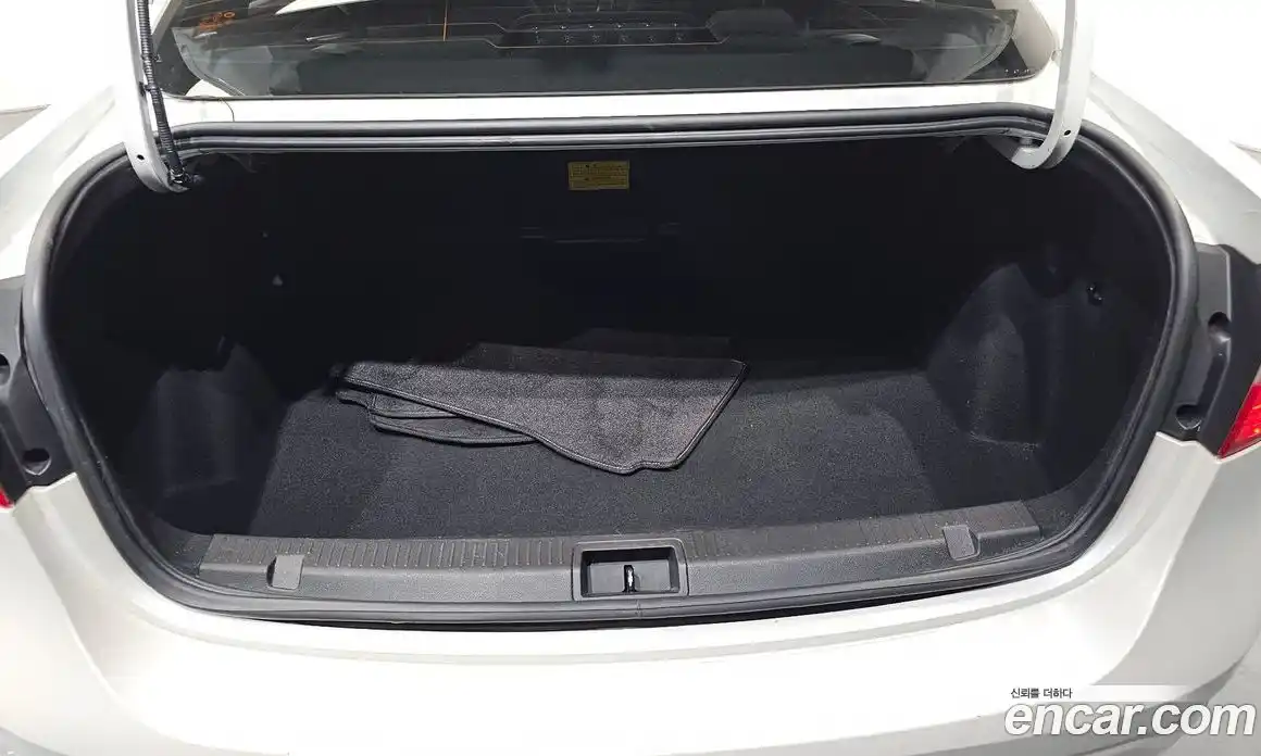 Renault SM3 2014 1.6 Автомат в Москве № 148547, фото 3