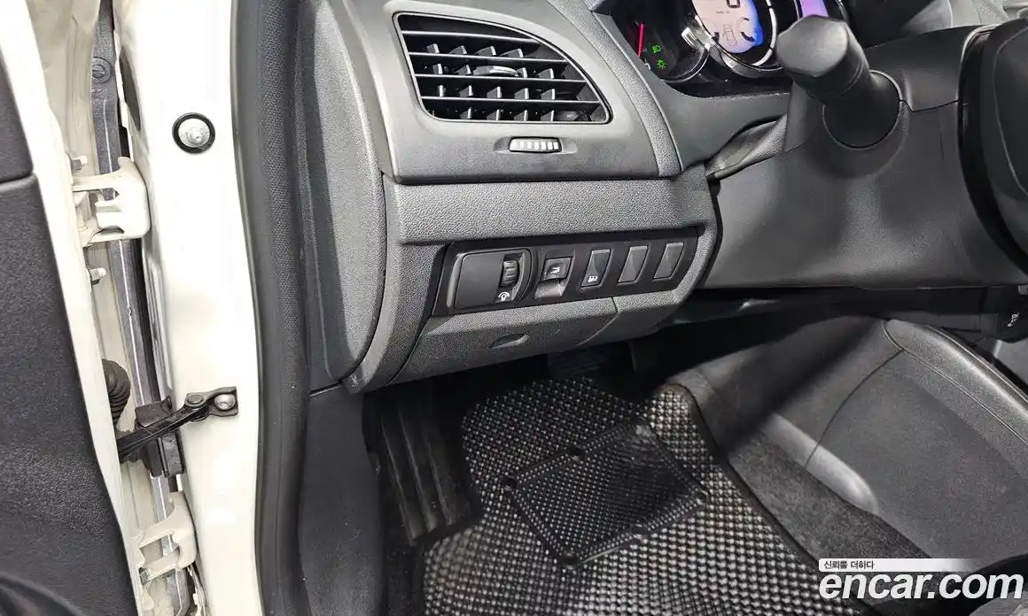 Renault SM3 2014 1.6 Автомат в Москве № 148547, фото 4