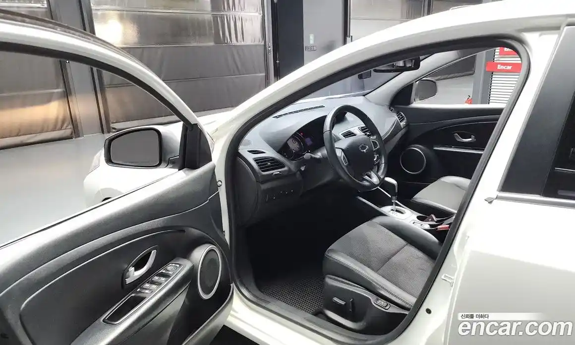 Renault SM3 2015 1.6 Автомат в Москве № 149456, фото 11