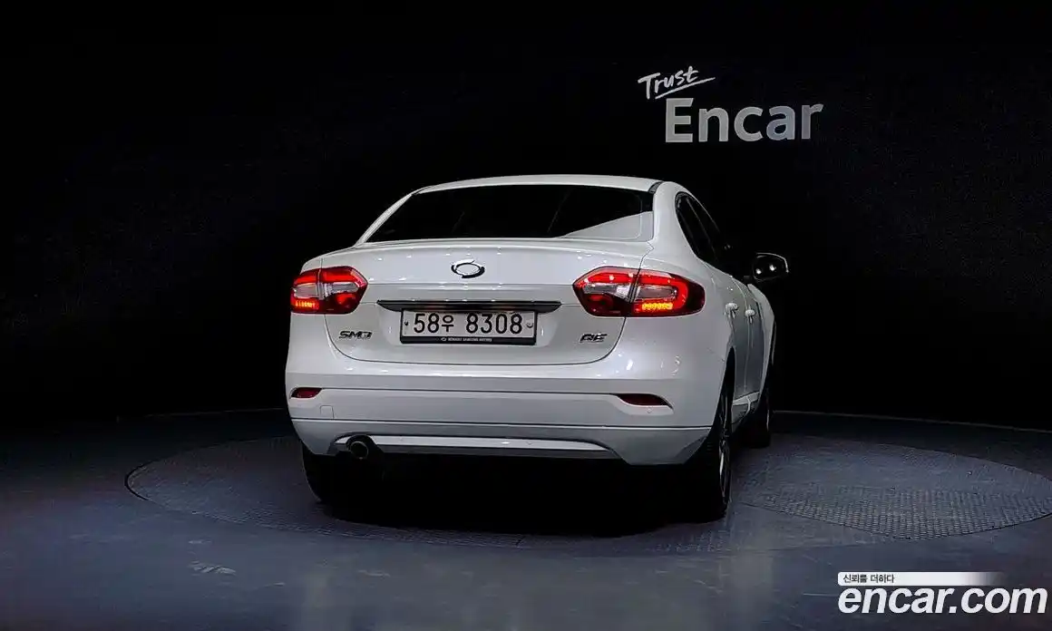 Renault SM3 2015 1.6 Автомат в Москве № 149456, фото 15