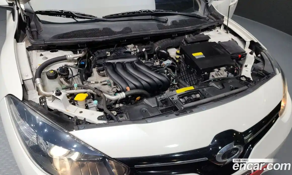 Renault SM3 2015 1.6 Автомат в Москве № 149456, фото 5