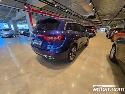 Renault QM6 2017 2.0 Автомат в Москве № 152819, миниатюра 2