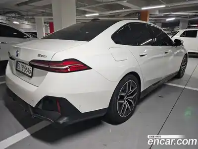BMW 5-Series 2025 2.0 Автомат в Москве № 153189, миниатюра 2