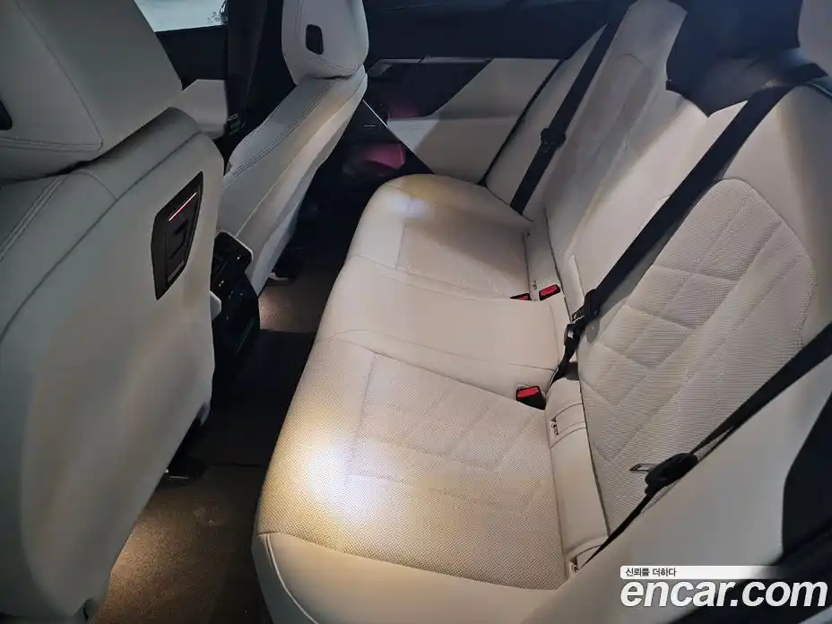 BMW 5-Series 2025 2.0 Автомат в Москве № 153189, фото 10