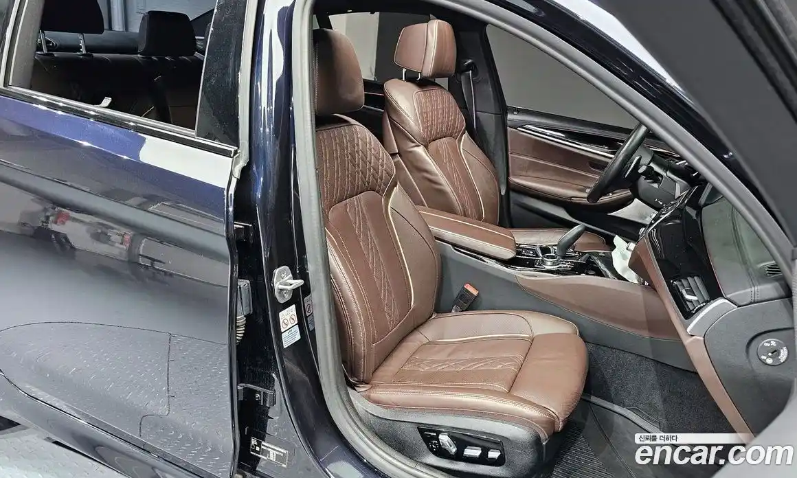 BMW 5-Series 2022 4.4 Автомат в Москве № 158348, фото 12