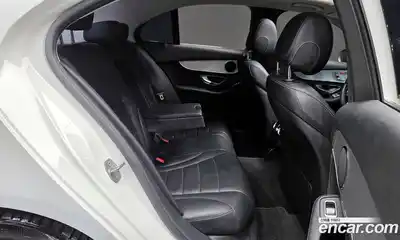 Mercedes-Benz C-Class, 2018