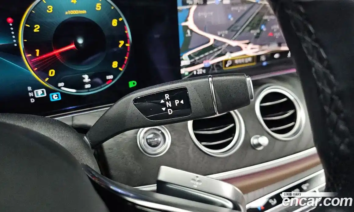 Mercedes-Benz E-Class 2023 2.0 Автомат в Москве № 161382, фото 8