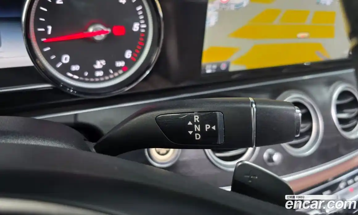 Mercedes-Benz E-Class 2017 1.9 Автомат в Москве № 161741, фото 11