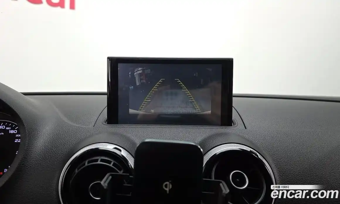 Audi A3 2015 1.6 Автомат в Москве № 162470, фото 16