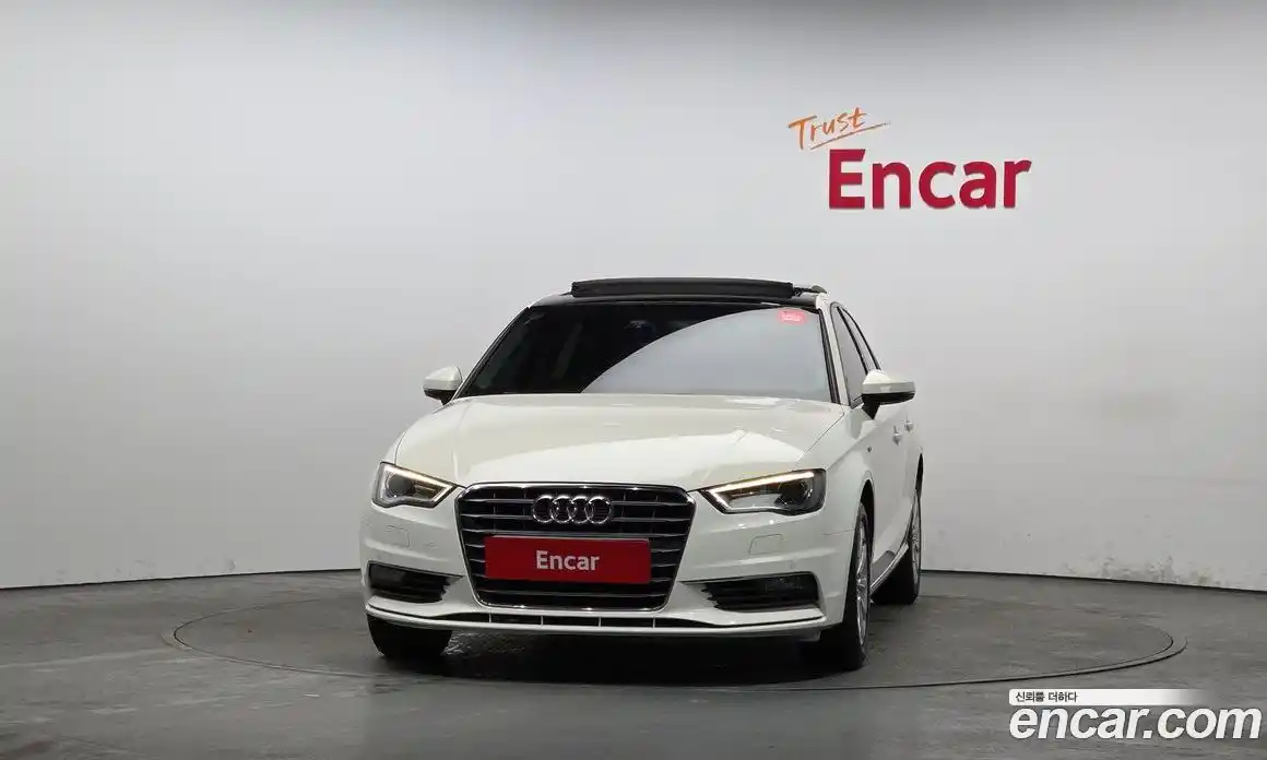 Audi A3 2015 1.6 Автомат в Москве № 162470, фото 3