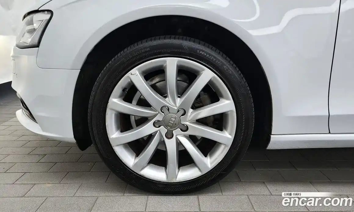 Audi A4 2015 2.0 Автомат в Москве № 163385, фото 11