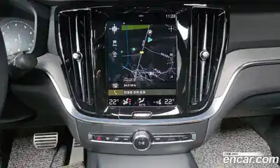 Volvo S60 2022 2.0 Автомат в Москве № 164324, миниатюра 10