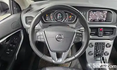 Volvo V40 2019 2.0 Автомат в Москве № 164361, миниатюра 10