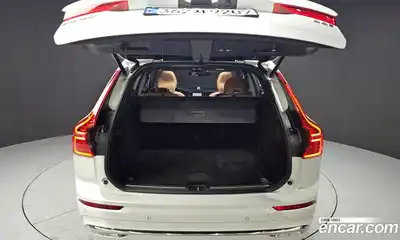 Volvo XC60 2022 2.0 Автомат в Москве № 164412, миниатюра 11