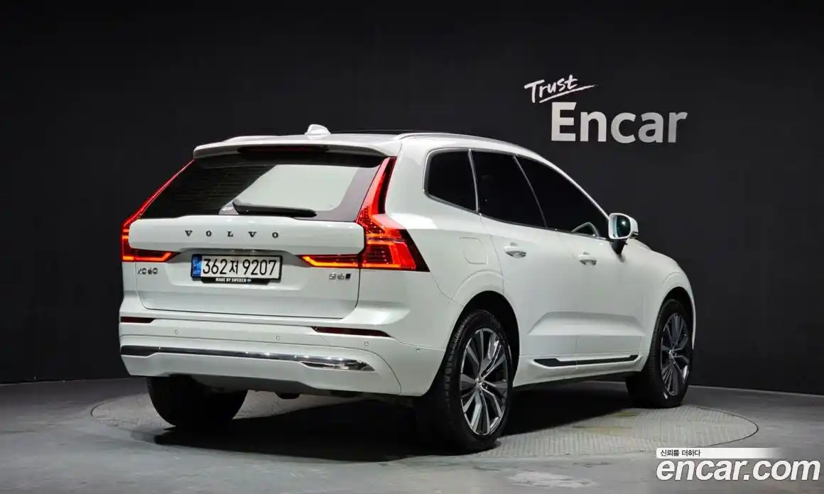Volvo XC60 2022 2.0 Автомат в Москве № 164412, фото 9