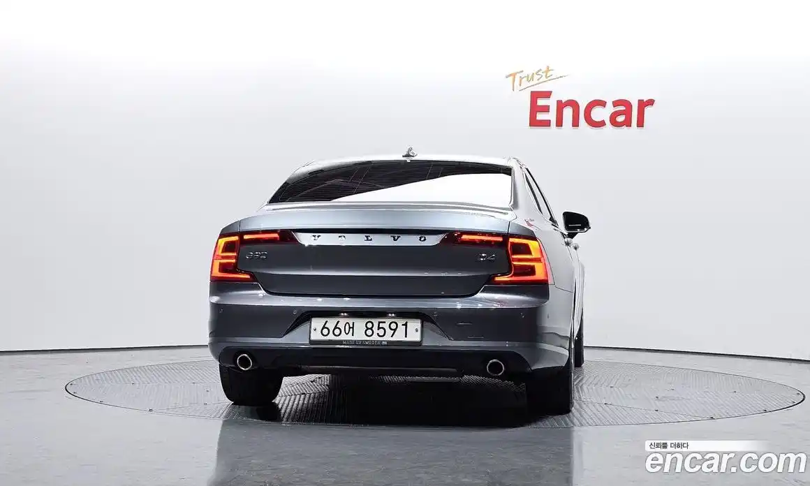 Volvo S90 2018 2.0 Автомат в Москве № 164557, фото 4