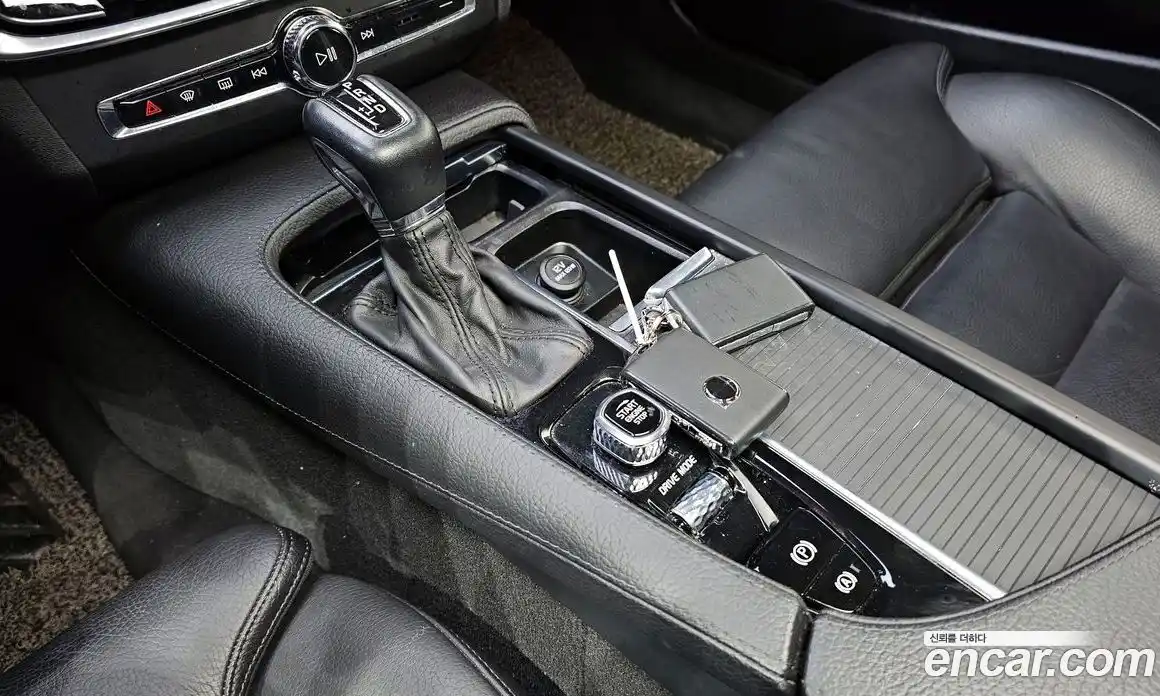 Volvo S90 2018 2.0 Автомат в Москве № 164557, фото 9