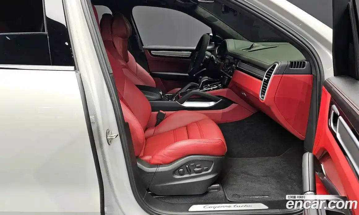 Porsche Cayenne 2023 4.0 Автомат в Москве № 164970, фото 19