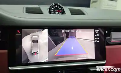 Porsche Cayenne 2023 4.0 Автомат в Москве № 164970, миниатюра 2