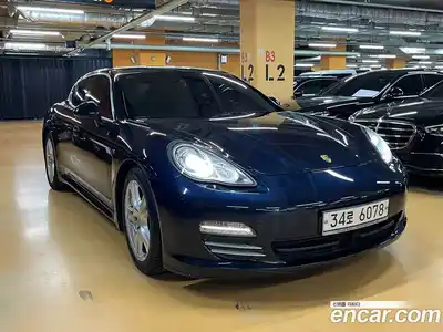 Porsche Panamera, 2012