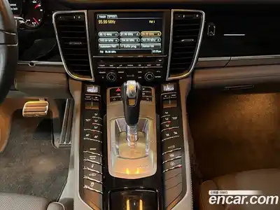Porsche Panamera 2012 4.8 Автомат в Москве № 165090, миниатюра 9