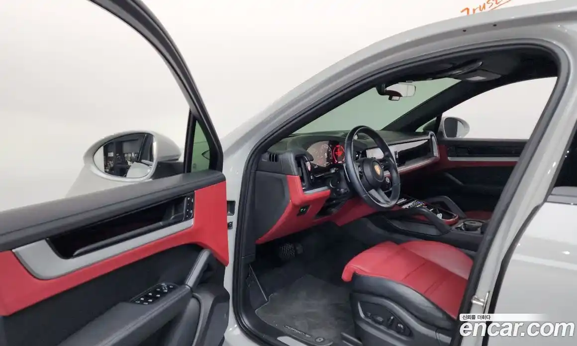 Porsche Cayenne 2024 3.0 Автомат в Москве № 165145, фото 17