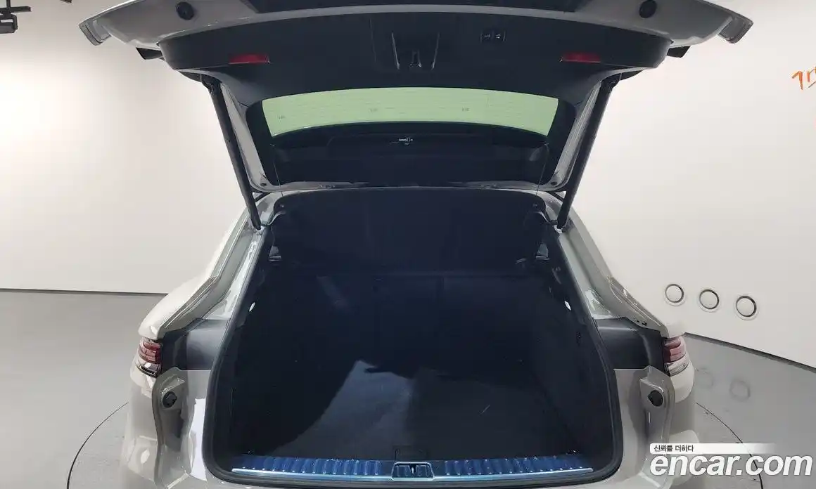 Porsche Cayenne 2024 3.0 Автомат в Москве № 165145, фото 20