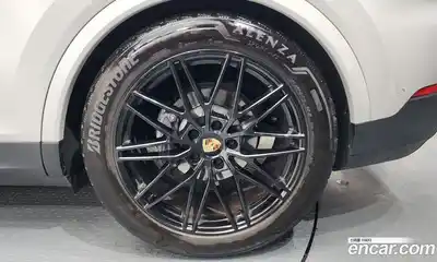 Porsche Cayenne 2024 3.0 Автомат в Москве № 165145, миниатюра 7