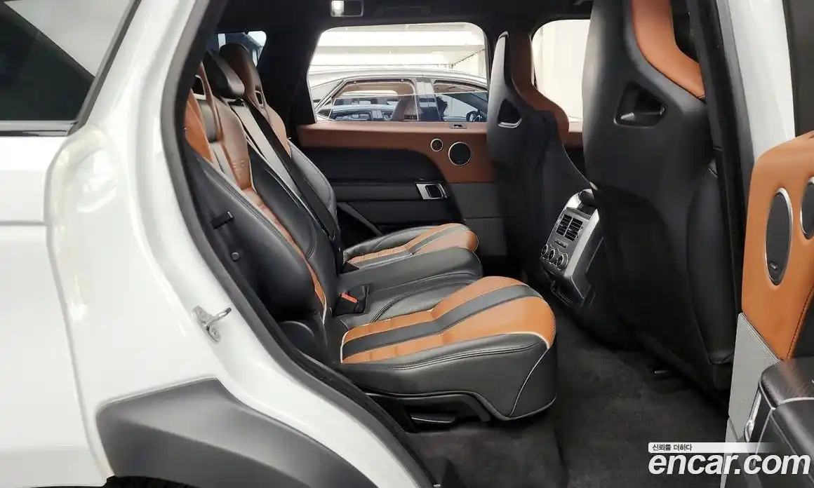 Land Rover Range-Rover Sport 2017 5.0 Автомат в Москве № 166286, фото 11