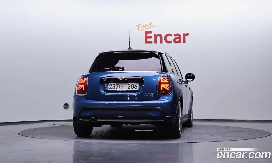 Mini Cooper 2022 1.5 Автомат в Москве № 166944, фото 15