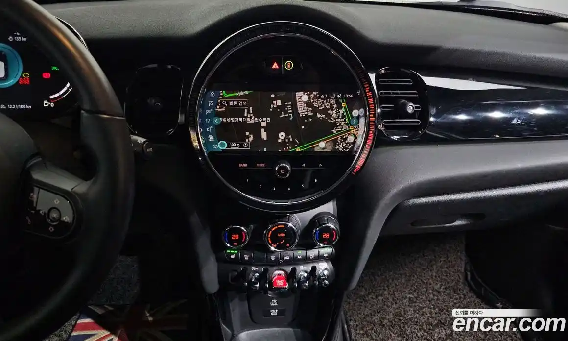 Mini Cooper 2022 1.5 Автомат в Москве № 166944, фото 20