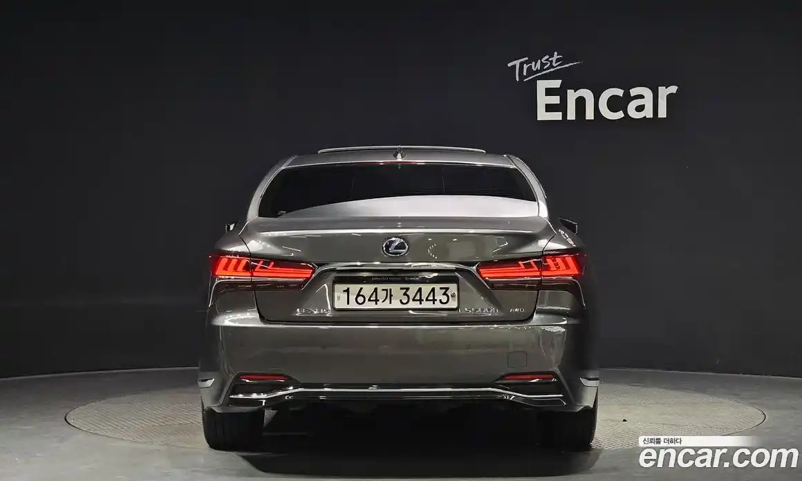 Lexus LS 2020 3.5 Автомат в Москве № 168124, фото 13