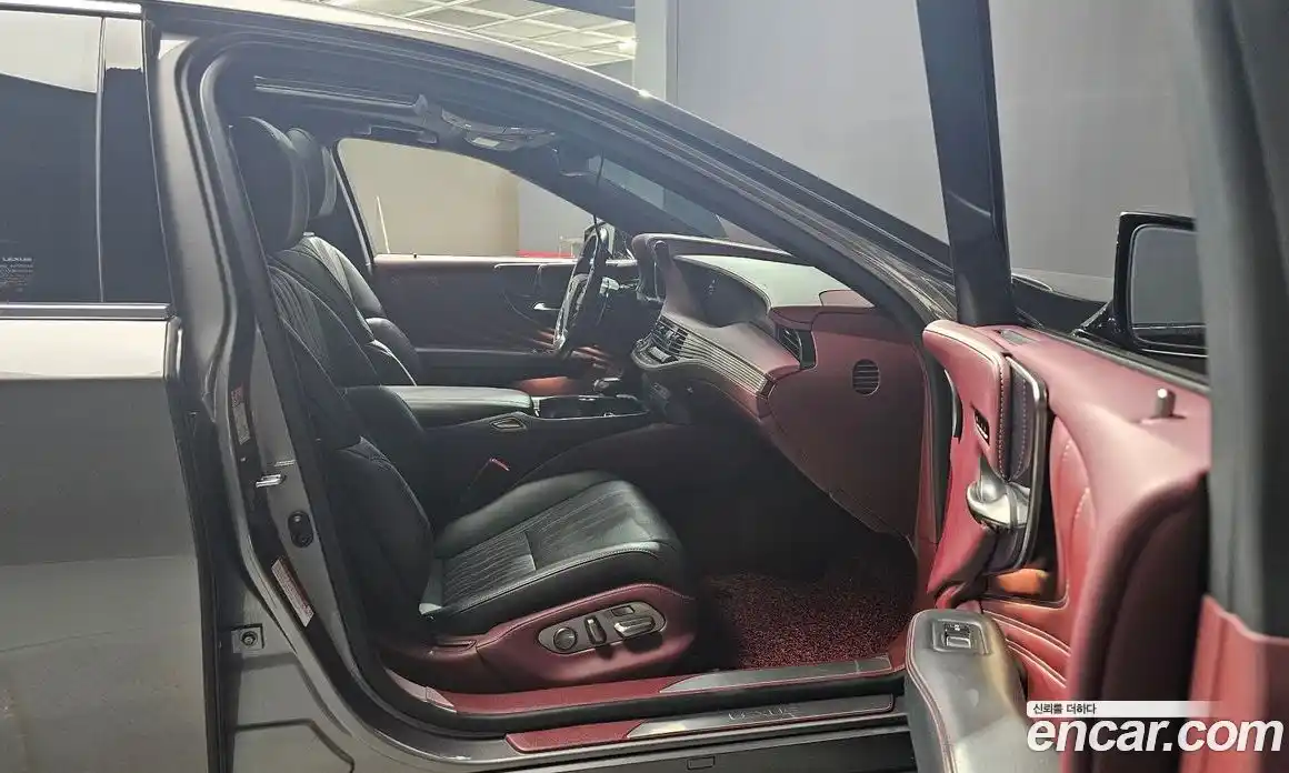 Lexus LS 2020 3.5 Автомат в Москве № 168124, фото 5