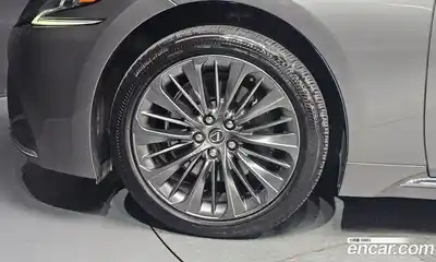 Lexus LS 2020 3.5 Автомат в Москве № 168124, миниатюра 9