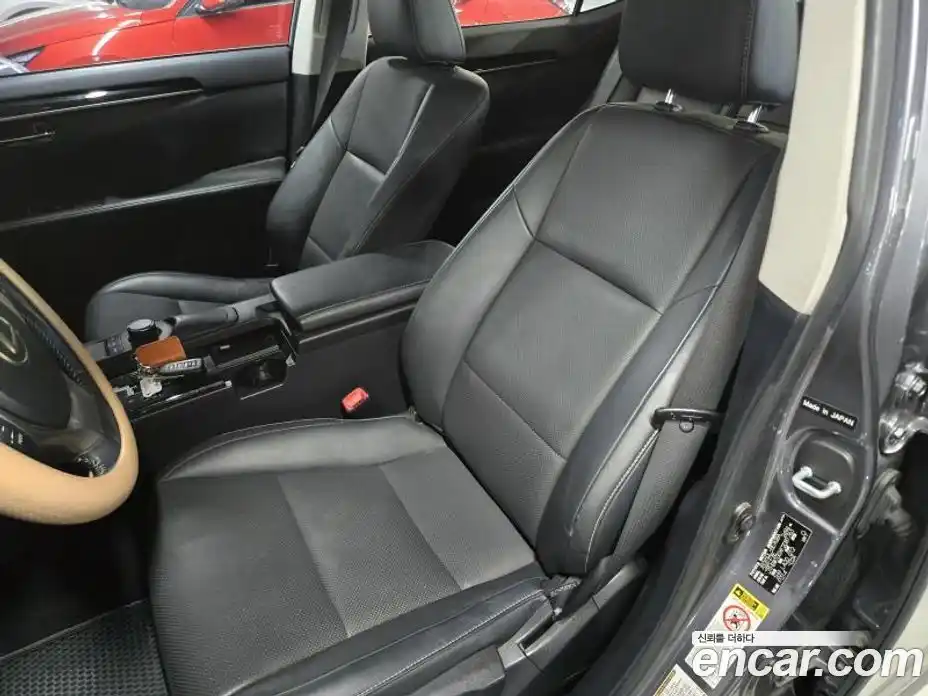 Lexus ES 2015 2.5 Автомат в Москве № 168335, фото 14