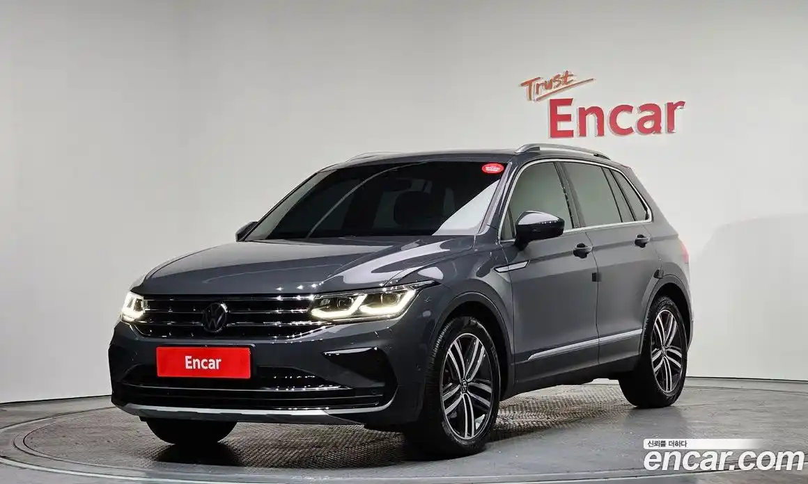 Volkswagen Tiguan 2022 2.0 Автомат в Москве № 168428, фото 14